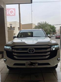 تويوتا لاندكروزر